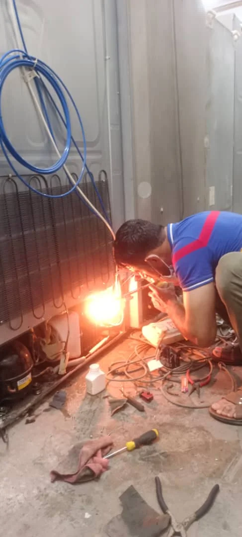 Fridge condenser coil repair